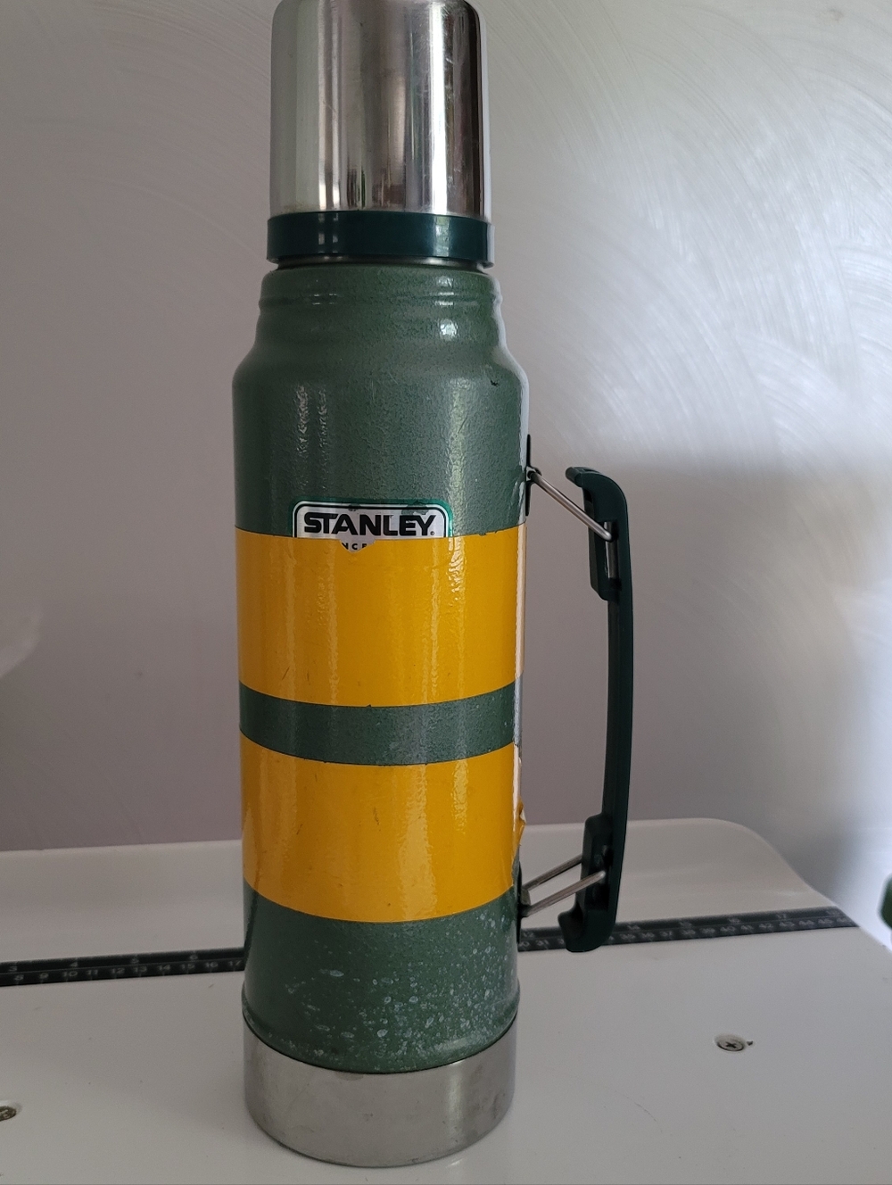 Vintage Stanley Aladdin Vacuum Thermos in Hammertone Green